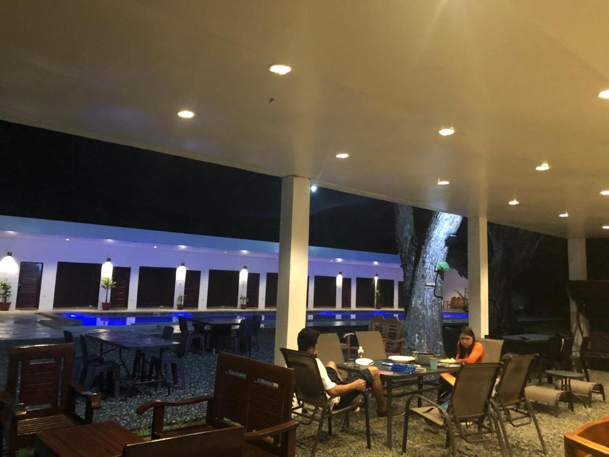 Alesseo Hostel Tiniguiban Kültér fotó