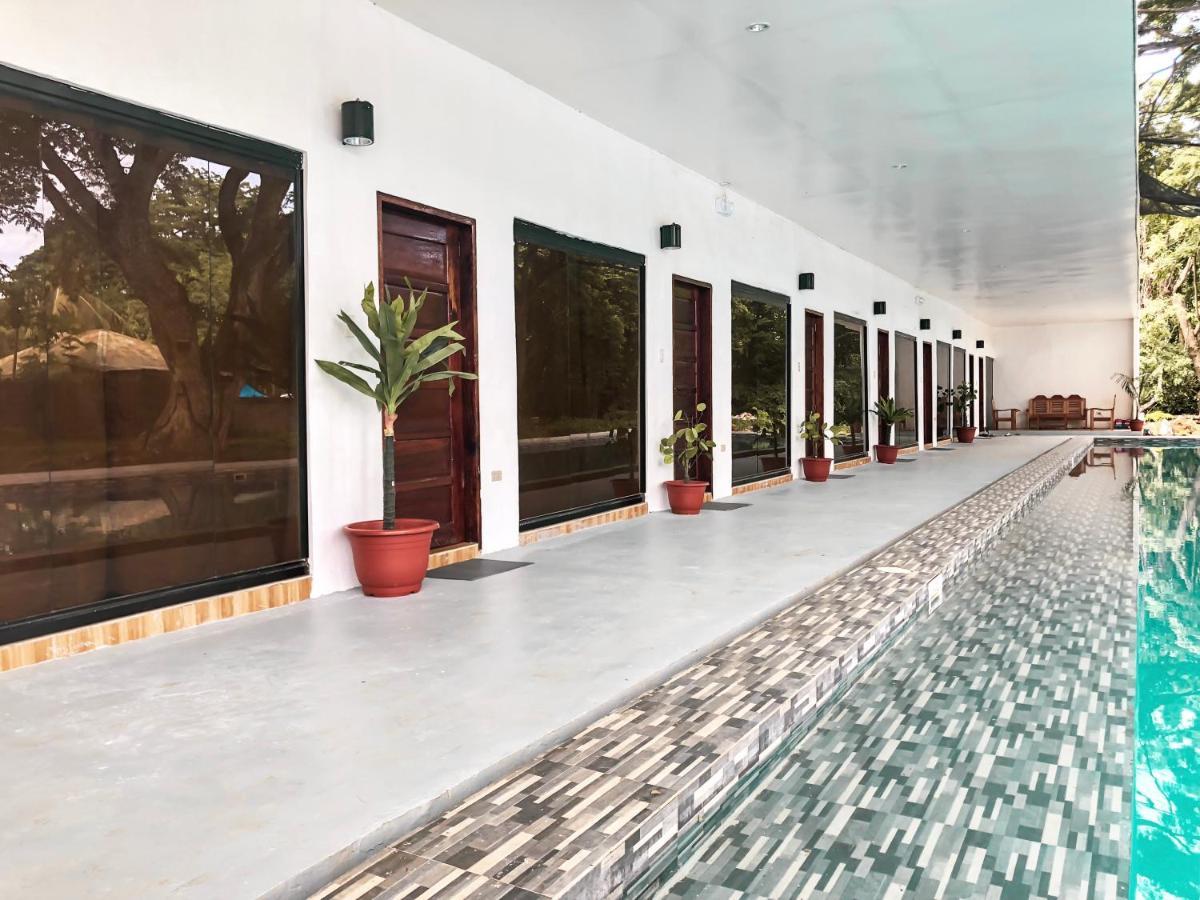 Alesseo Hostel Tiniguiban Kültér fotó