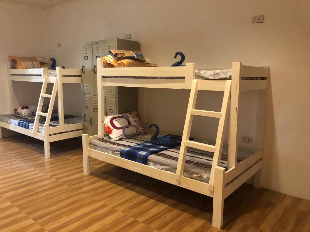 Alesseo Hostel Tiniguiban Kültér fotó
