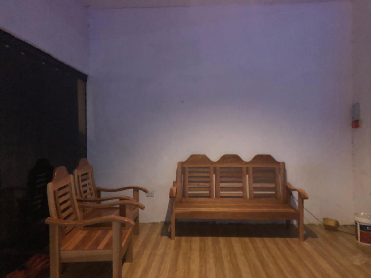 Alesseo Hostel Tiniguiban Kültér fotó