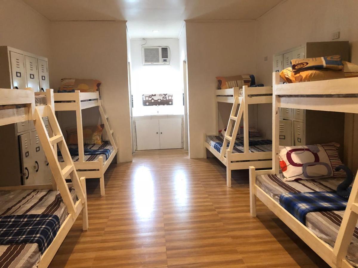 Alesseo Hostel Tiniguiban Kültér fotó